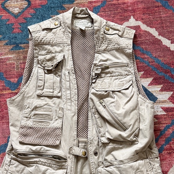 Banana Republic Safari Beige Vest - Picture 3 of 6